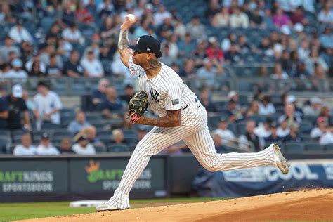 gil chua|Yankees receive crucial Anthony Rizzo, Luis Gil injury updates.
